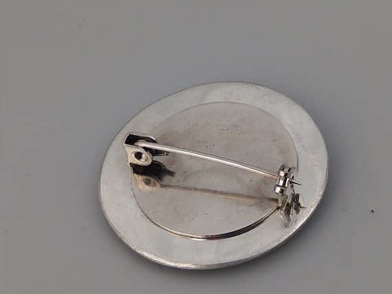 Medium shield Celtic knotwork hammered pewter bro… - image 3