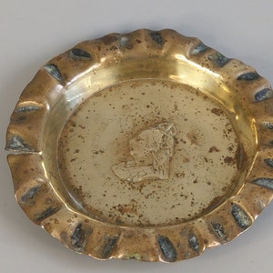 Queen Victoria brass rings dish
