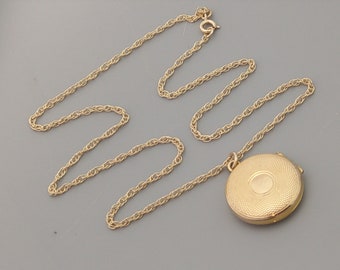 Medallón redondo de oro macizo de 9 quilates con cadena de doble eslabón