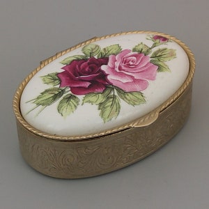 Vintage pill box with Roses cute pill case