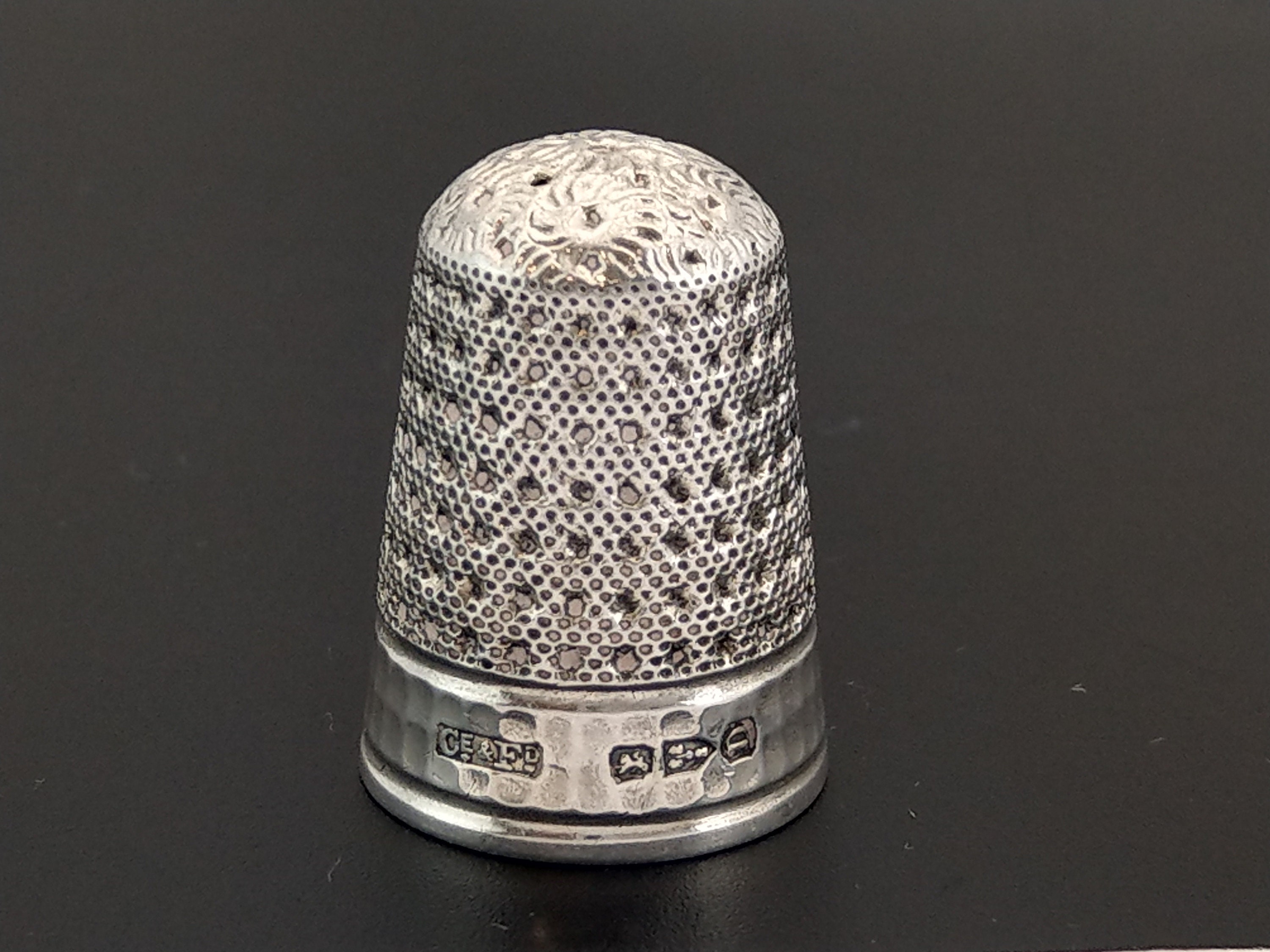 Thimbles are worth the trouble - Andrea Schewe Design