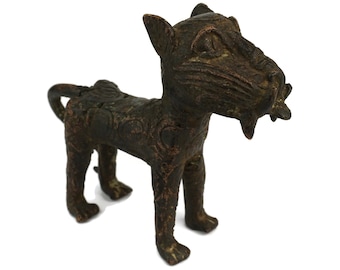 Rare Benin leopard Bronze, Antique Benin leopard, Bronze leopard Nigeria Benin
