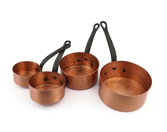 4 Petites Bassines Et Casseroles En Cuivre Pour Dinette De Poupée - Jouet D'imitation Enfant - état Vintage
