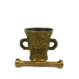 Large Engraved Bronze Mortar And Pestle, Antique Griffins Bronze Double Handles Mortar and Pestle