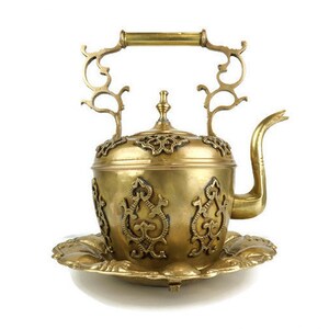 Gigantic Brass Traditional Chinese Long Spout Copper Pot or Long Pot Teapot  Kettle