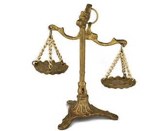 Vintage Brass Scales, Antique Decorative Scales