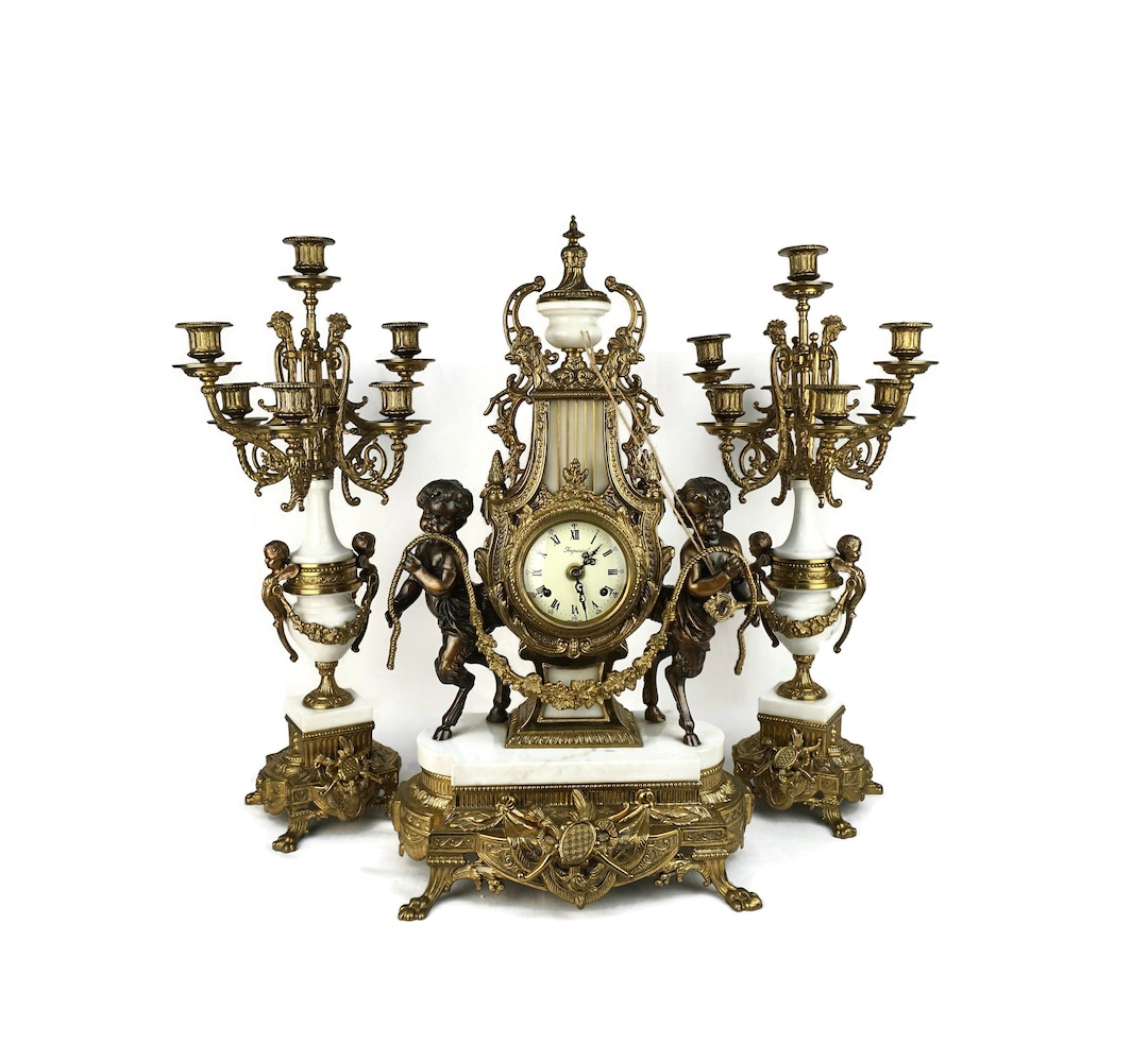 Antique Mantle Clock With Candle Holders, Brevettato Mantle Clock