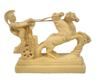 Escultura de resina de gladiador vintage con caballos
