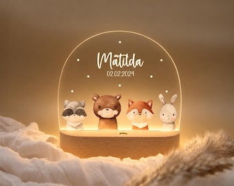 Personalisiertes Nachtlicht "WALDTIERE" | LED-Kinderlampe mit Akku, vier Waldtieren und Namen