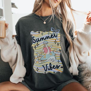 Summer Vibes Goose Comfort Colors Tee, Silly Goose Graphic Tee, Funny Goose Tee, Trendy Summer Apparel, Cute Beach Shirt for Vacation Lovers