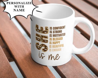 Caneca personalizada "She Is Me" motivacional da história negra, 325ml a 445ml, caneca de café inspiradora para pessoas negras melanizadas, presente da história negra