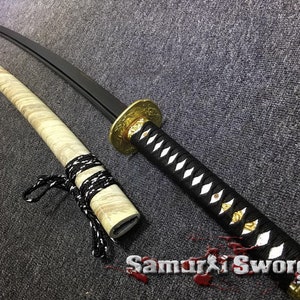 T10 Clay Tempered Steel Katana Samurai Sword, Full Tang Real Katana Blade with Red and Black Acid Dye, Buy Katana with Marble Pattern Saya image 9