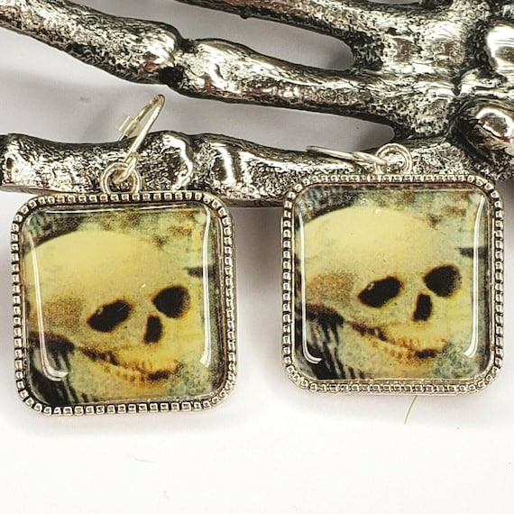 Vintage Retro Skeleton Skull Hook Pierce Earrings
