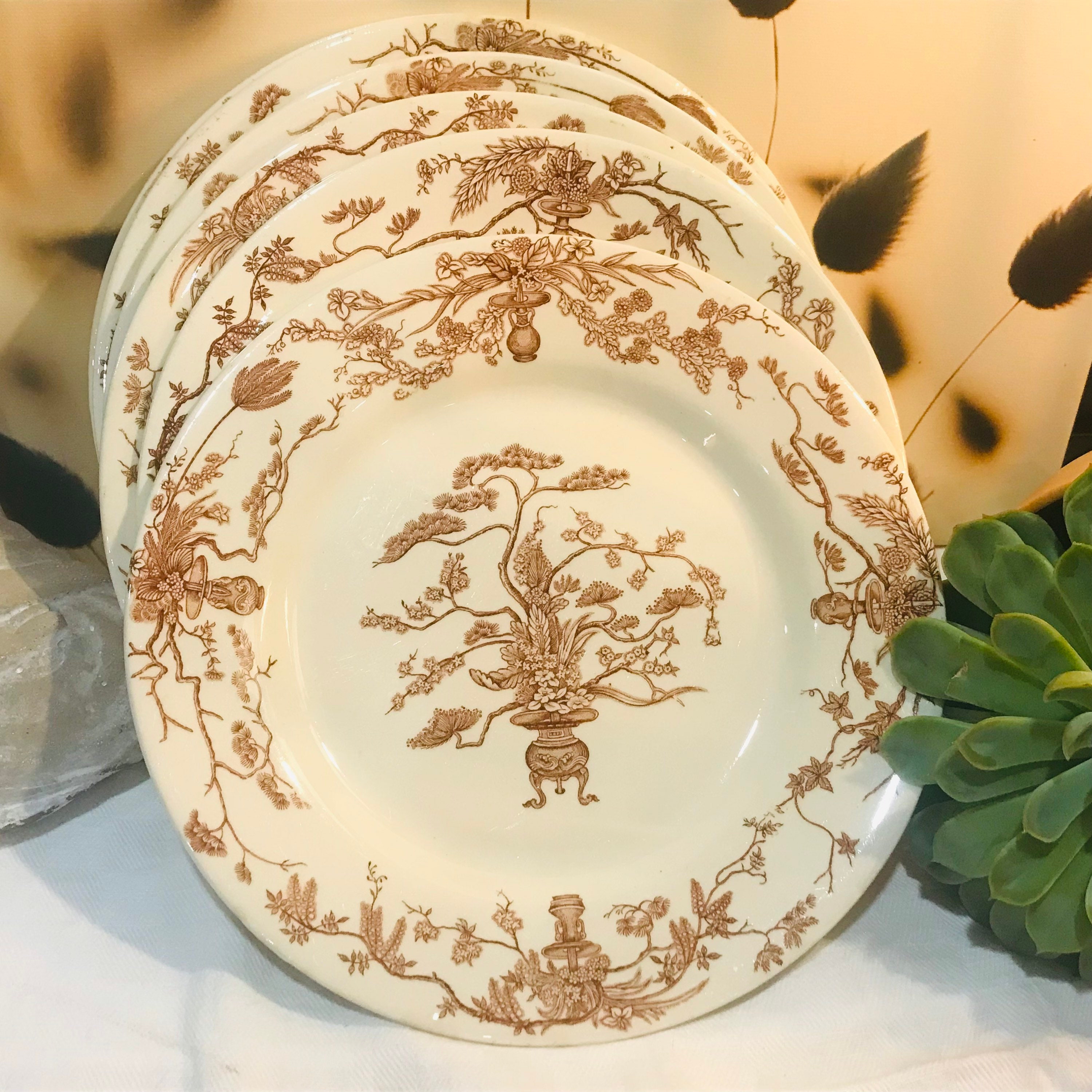 Service Vintage de 9 Assiettes Plates en Faïence Gien - Modèle Yeddo Du 19Ème Siècle