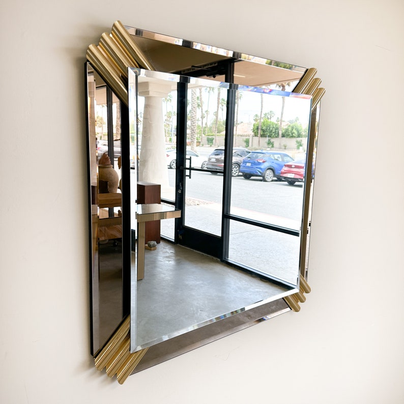 Vintage Smoke Glass And Brass Square Mirror Mirror Postmodern MCM Retro Art Deco 70s 80s immagine 2