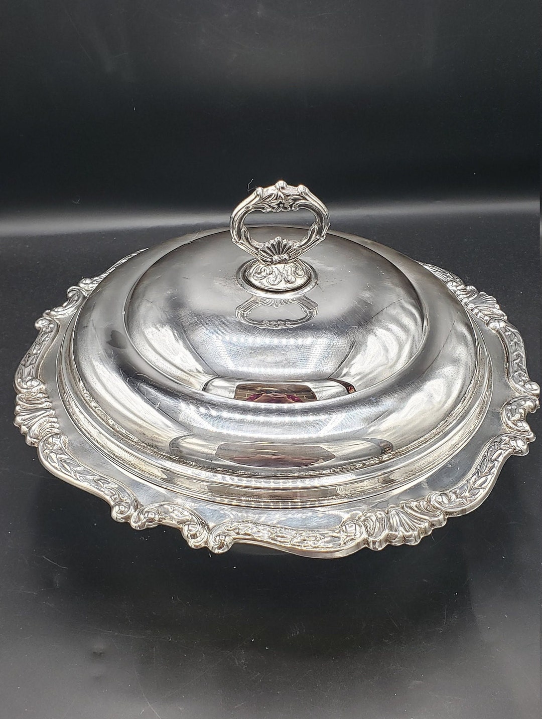 Sheridan, Taunton Silversmiths, Silverplated Deep Dish Covered Bowl, E