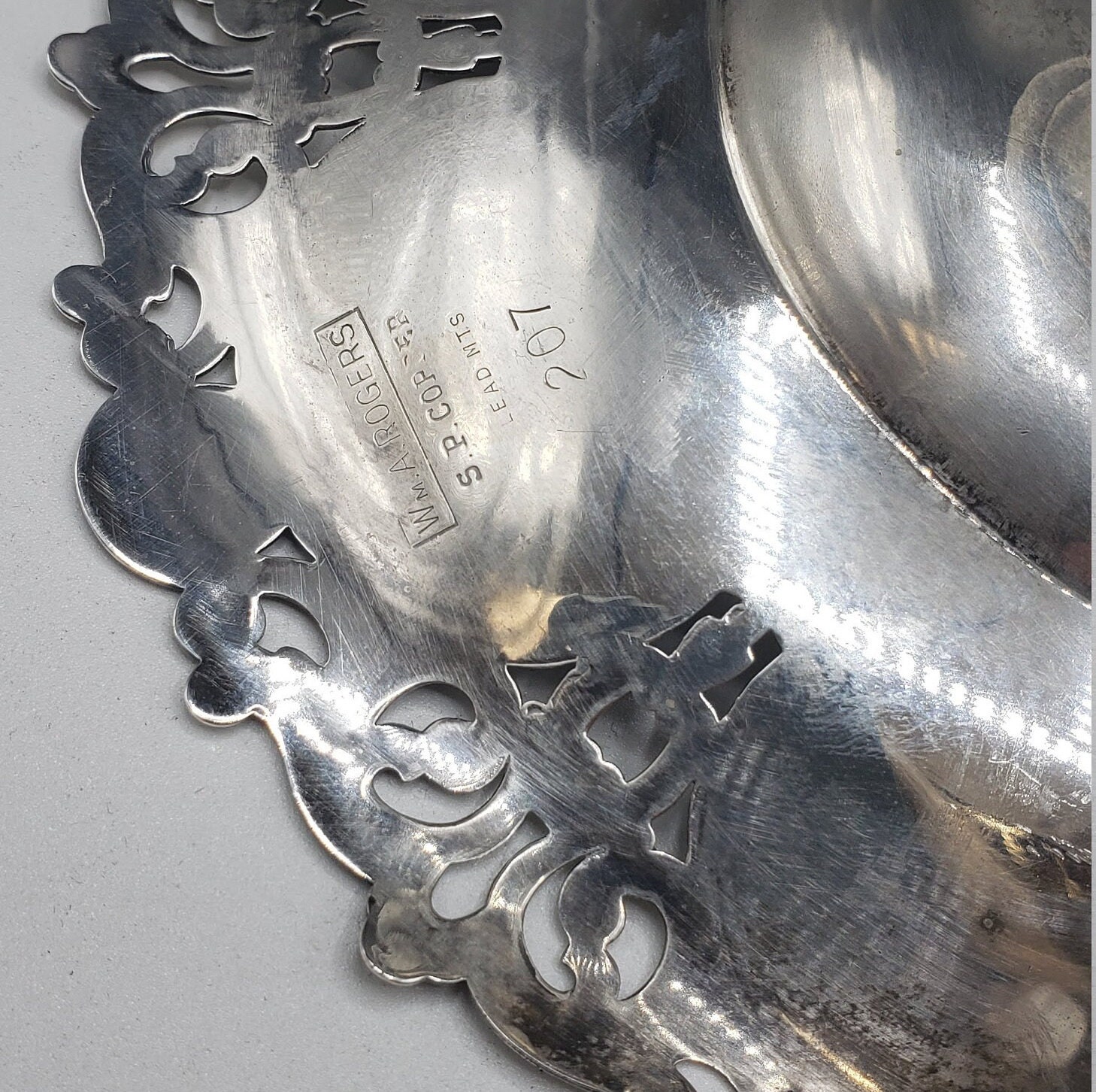 WM A Rogers Lovelace Silver on Copper Pedestal Dish 7