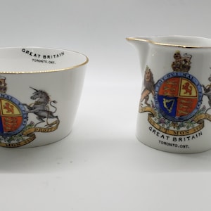 Foley China, Shelley & Wileman, Armorial Crest Creamer, Foley China Sugarbowl