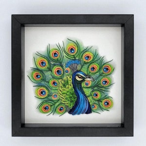 Quilling Frame Pavone - Arte di carta - Arte da parete - Decorazione da parete - Regalo unico per gli amanti degli animali
