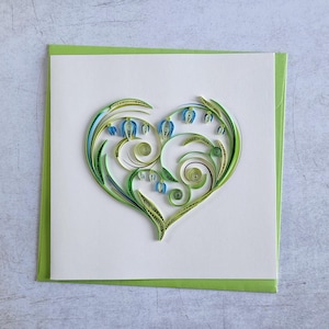 Quilling Grußkarte Blumenherz Grün - einzigartige Hochzeitskarte, Liebeskarte, Jubiläumskarte, zum Valentinstag, Geburtstag