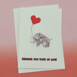 Carte de voeux en origami éléphant avec ballon en forme de coeur - Je vous envoie plein d'amour