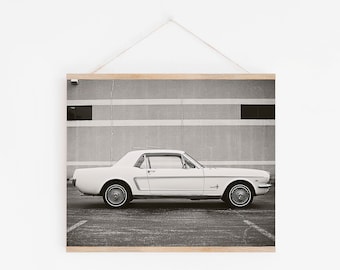 Impressão Ford Mustang 1965: Fotografia de carro clássico, preto e branco (download digital)