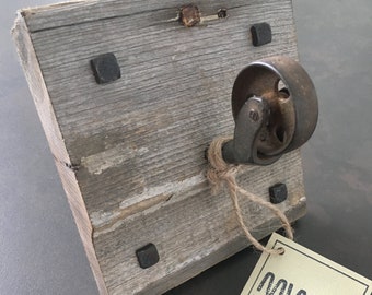 Farmhouse Wall Hook – Reclaimed Barnwood w/ Antique Caster Wheel & Rustic Square Head Bolts