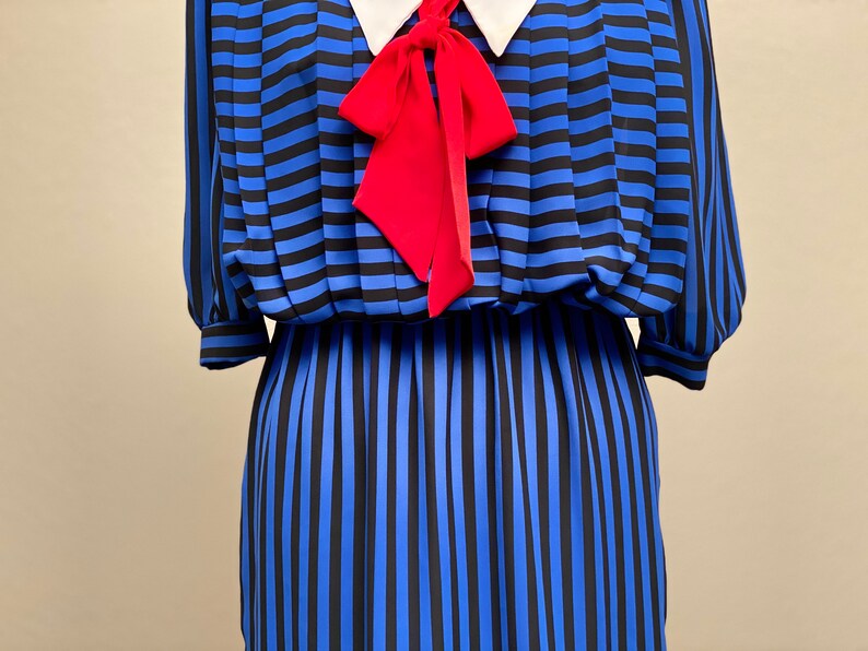 Built in Tie Semi Sheer Unlined Dress Stripes Size Med Vintage Sailor Dress Collar Pleats