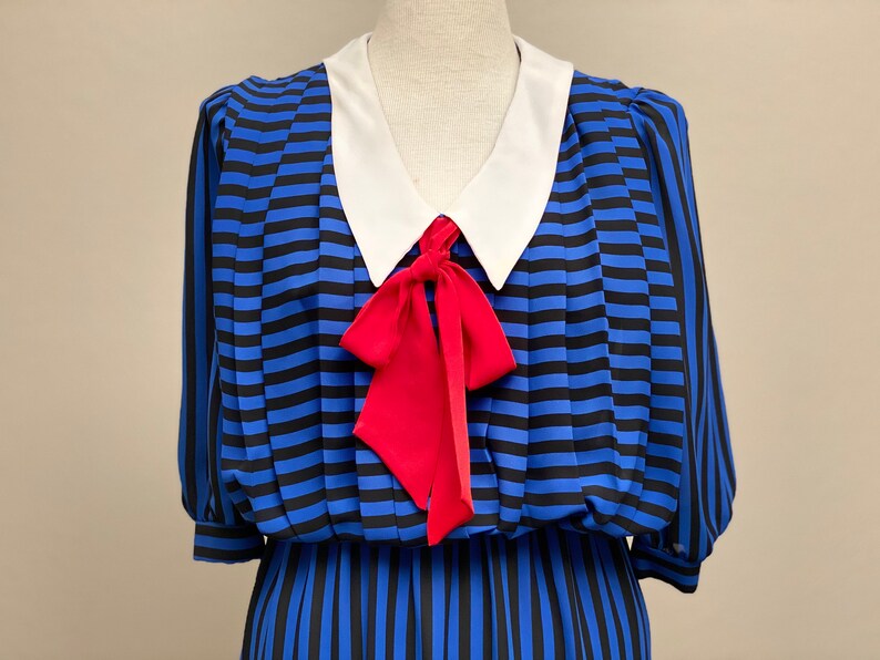 Built in Tie Semi Sheer Unlined Dress Stripes Size Med Vintage Sailor Dress Collar Pleats