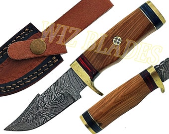 Custom Handmade Damascus Steel Blade Rose Wood Handle Beautiful Knife  Leather Sheath Size 15.24 CM