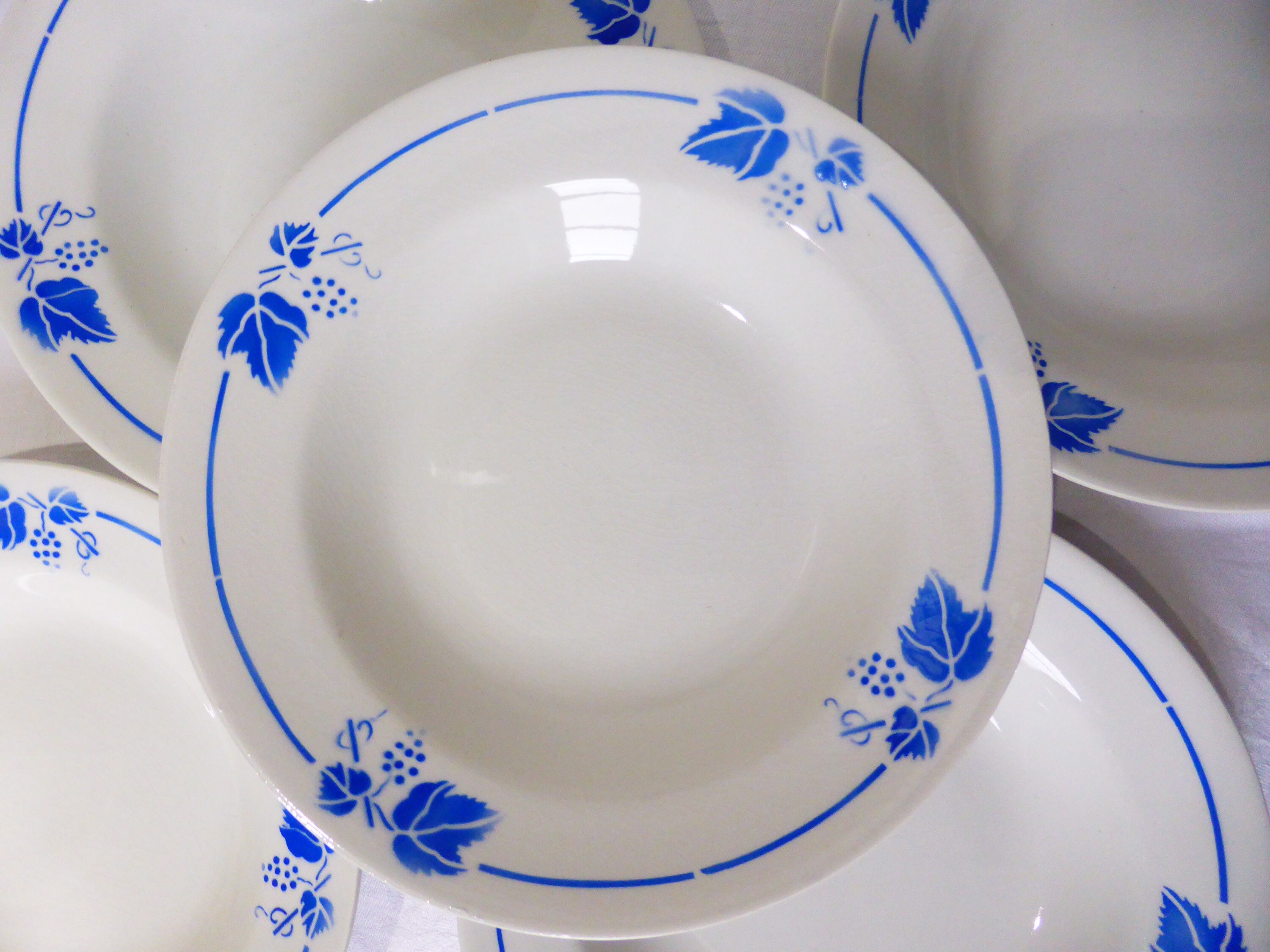 5 Assiettes Creuses Vintage Roselys Modèle Vigne en Porcelaine