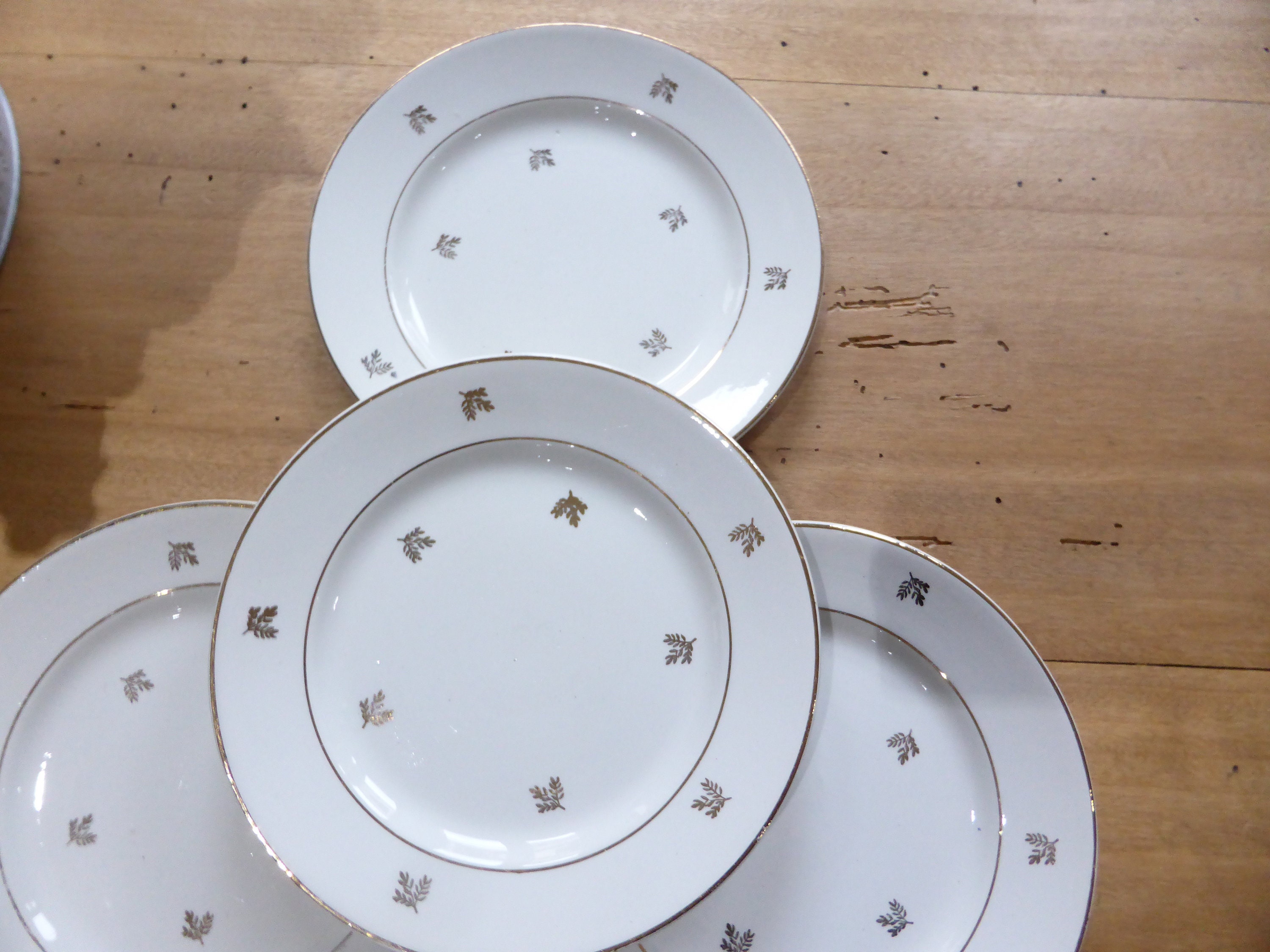 4 Assiettes à Dessert Vintage de La Manufacture Badonviller en Porcelaine