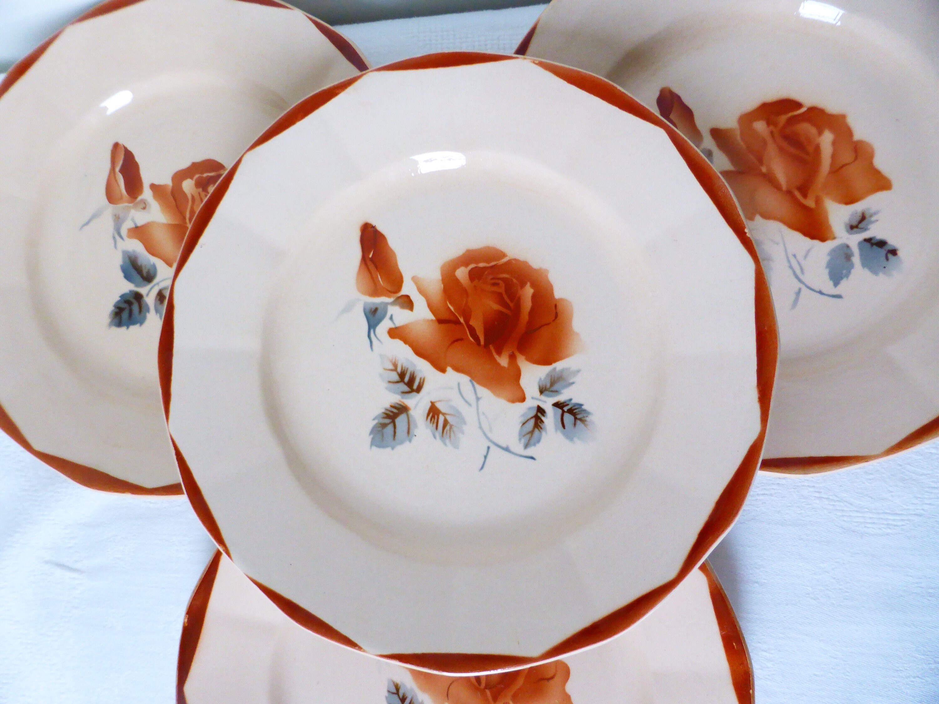 4 Assiettes Plates Vintage de La Manufacture Digoin Sarreguemines en Porcelaine