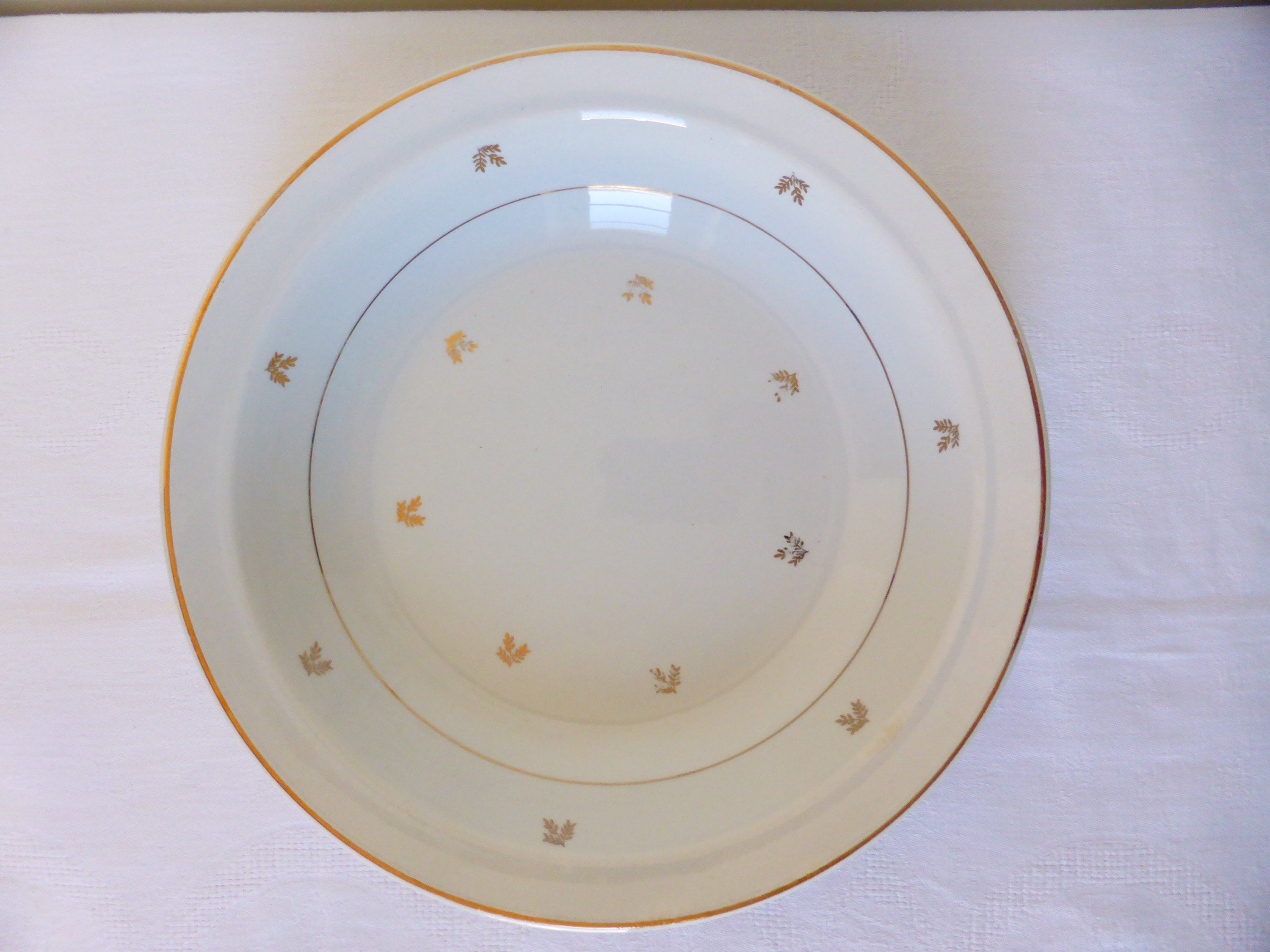 1 Plat Rond Creux Vintage de La Manufacture Badonviller en Porcelaine