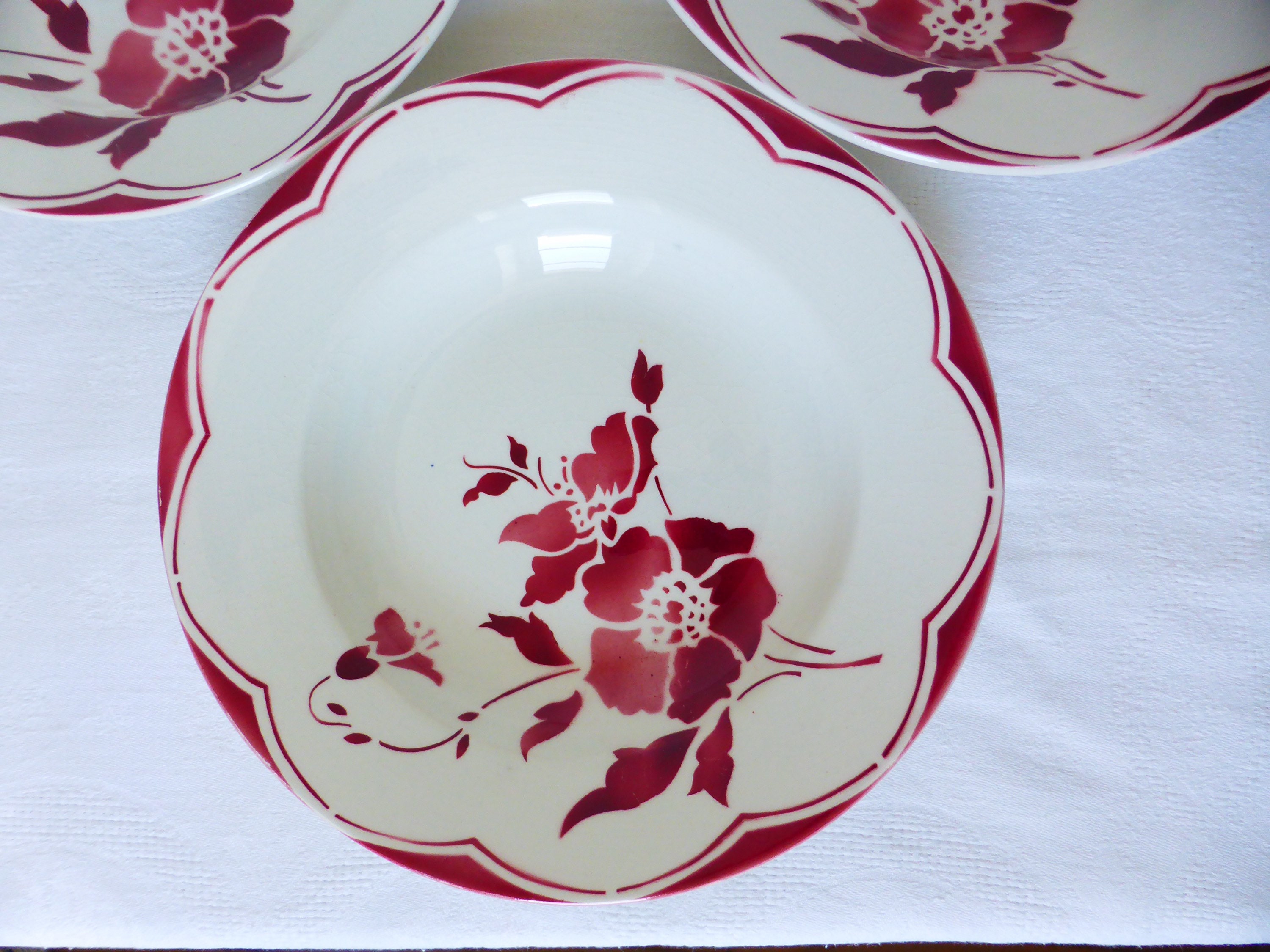 3 Assiettes Creuses Vintage de La Manufacture Gien en Porcelaine