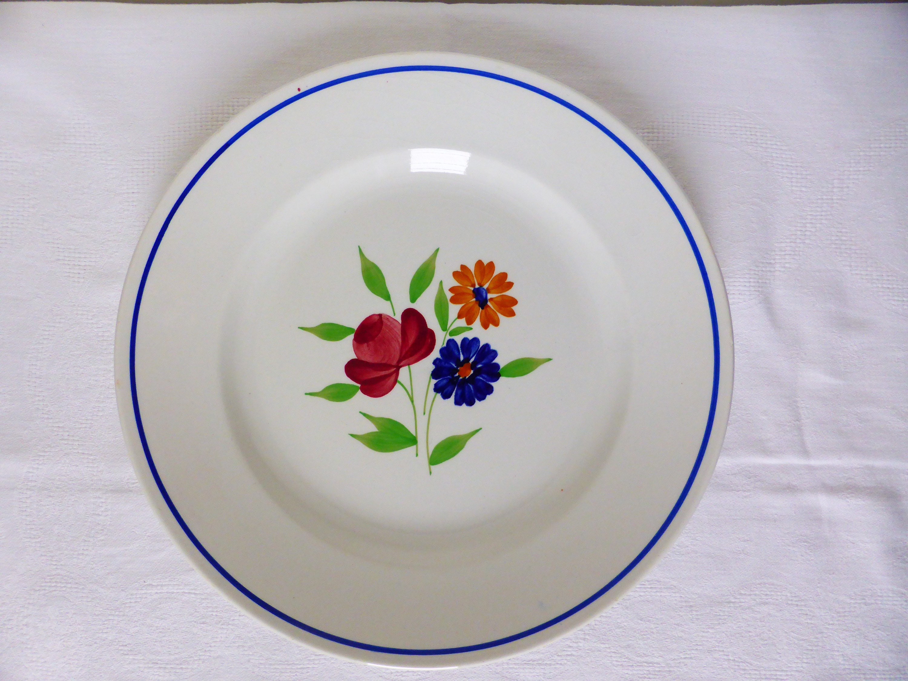 1 Plat Rond Vintage en Porcelaine de Badonviller
