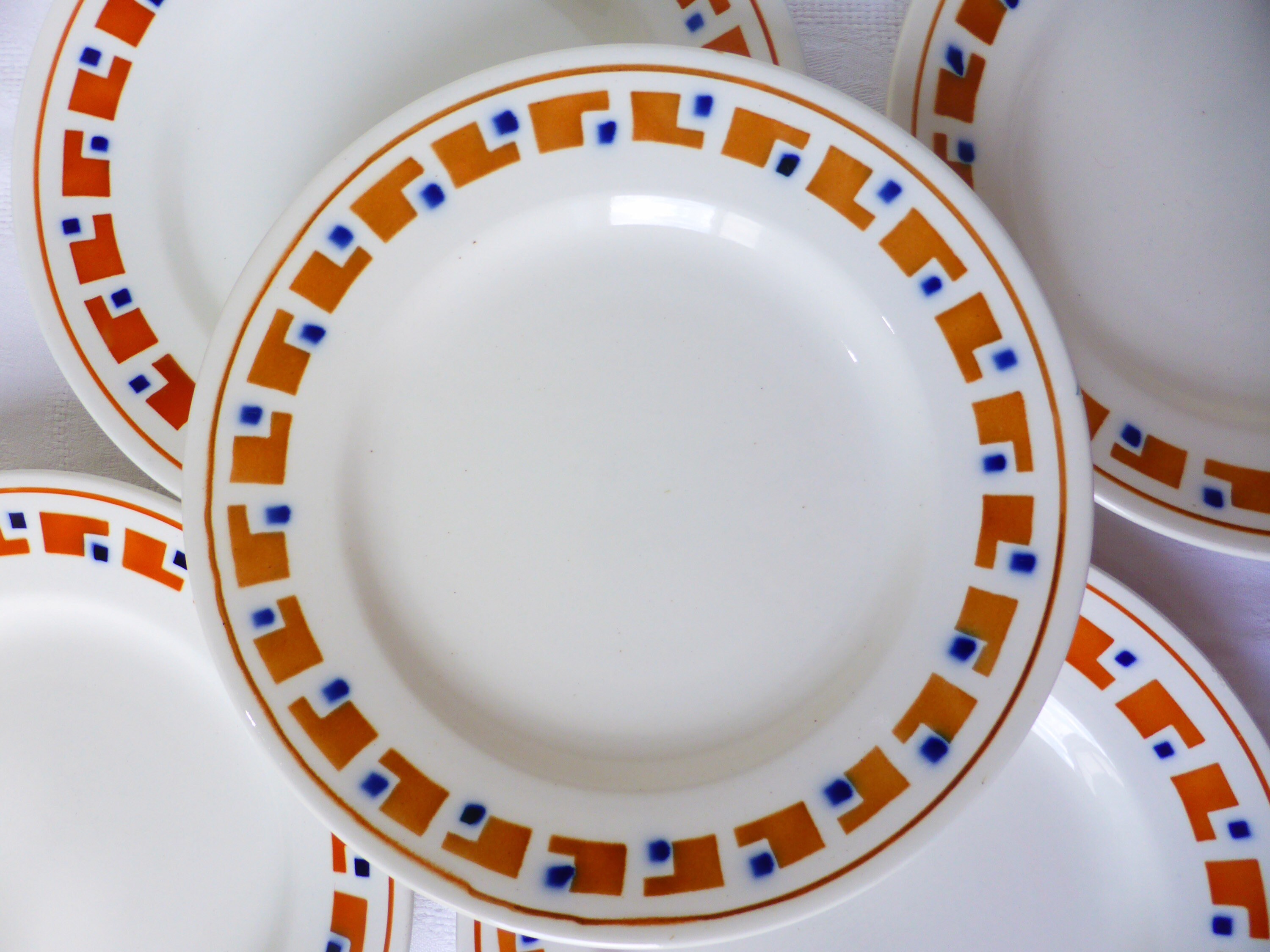 5 Assiettes Plates Vintage en Terre de Fer Des Salins Modèle Lucette