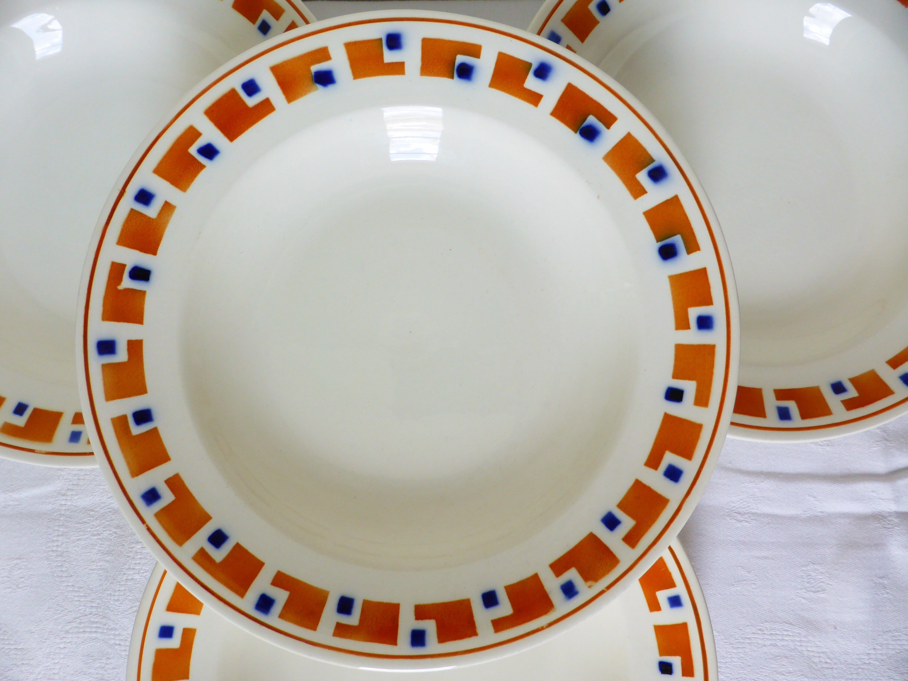 4 Assiettes Semi Creuses