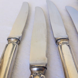 6 vintage dessert knives in hallmarked English silver metal image 7