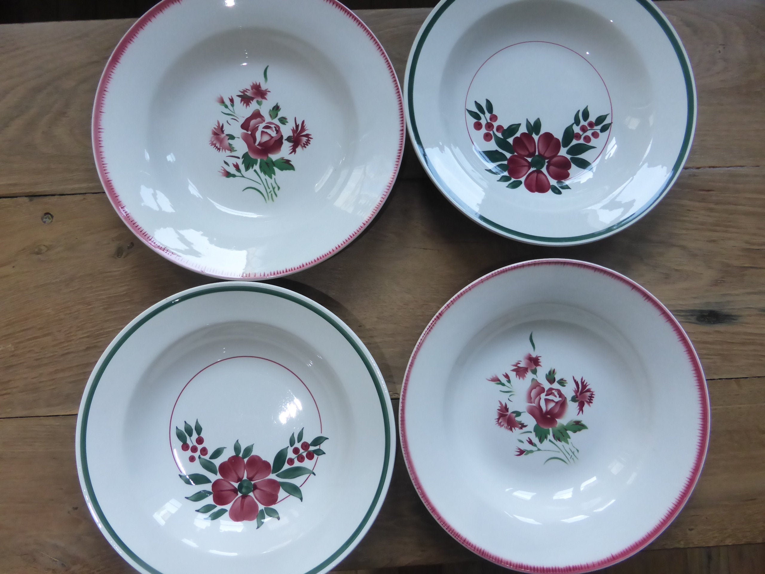 4 Assiettes Creuses Vintage en Pêle Mêle Porcelaine d'hbcm et Digoin