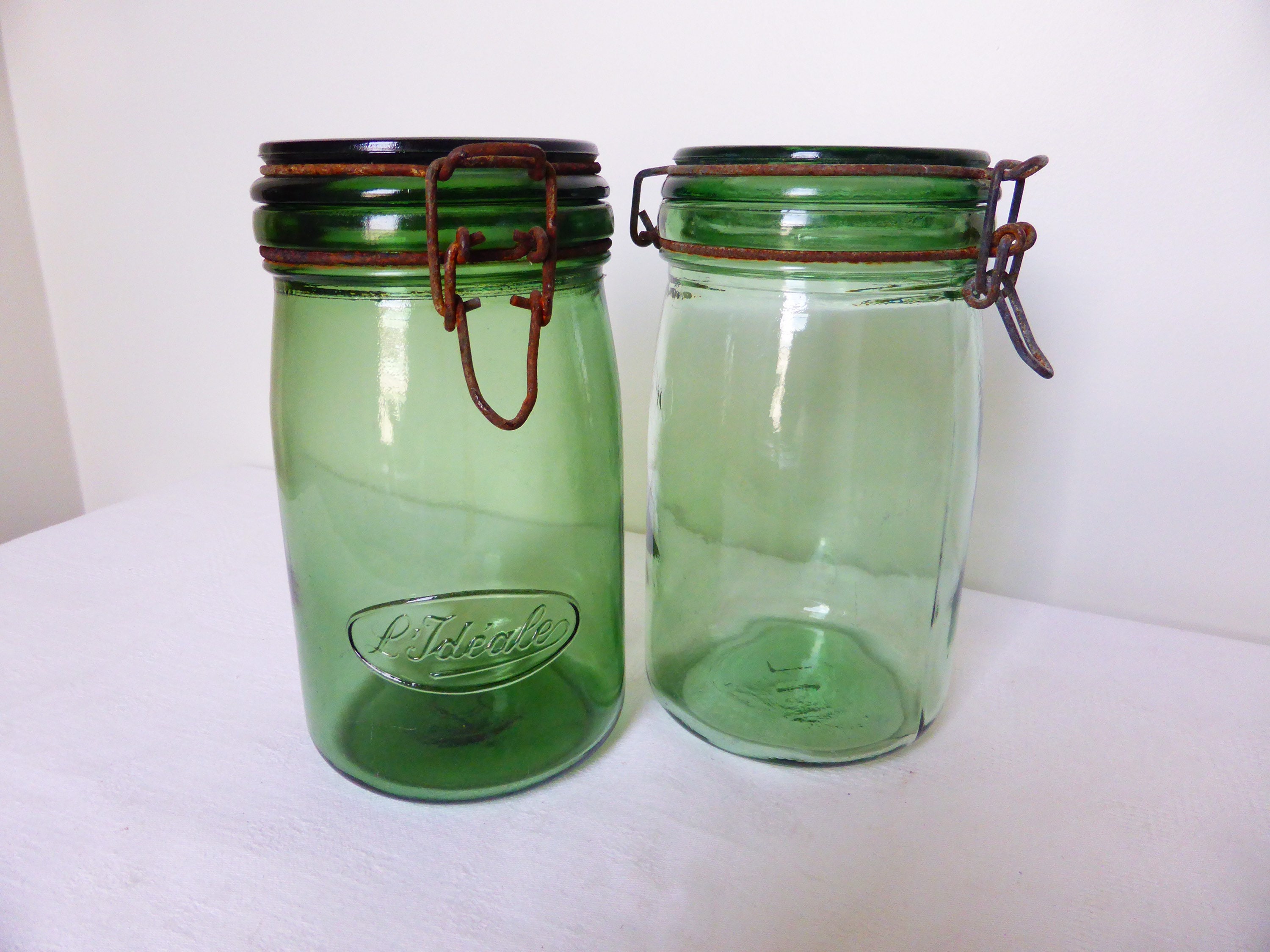 2 Bocaux ou Pots Vintage de Marque L'idéal en Verre Vert