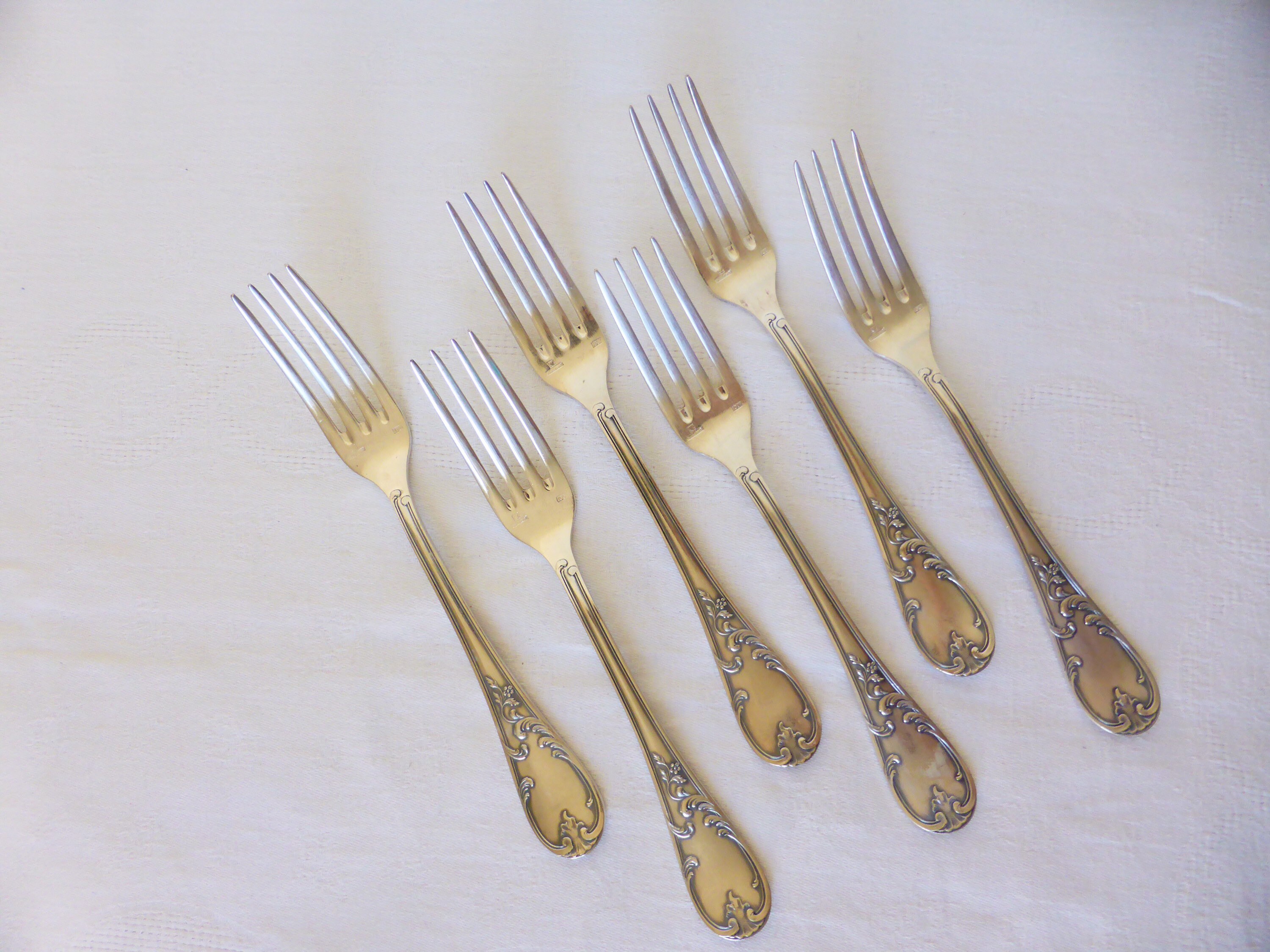 6 Fourchettes Vintage en Métal Argenté Anglais Poinçonnées