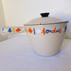 Le Creuset vintage enameled cast iron fondue pot