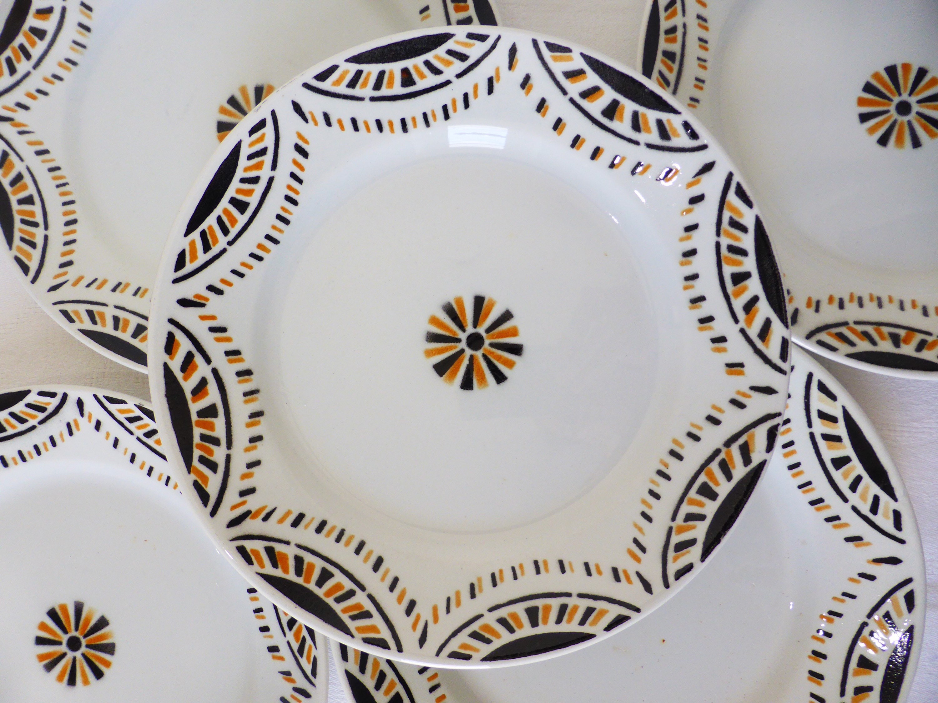 5 Assiettes Plates Vintage Modèle Nanette en Porcelaine