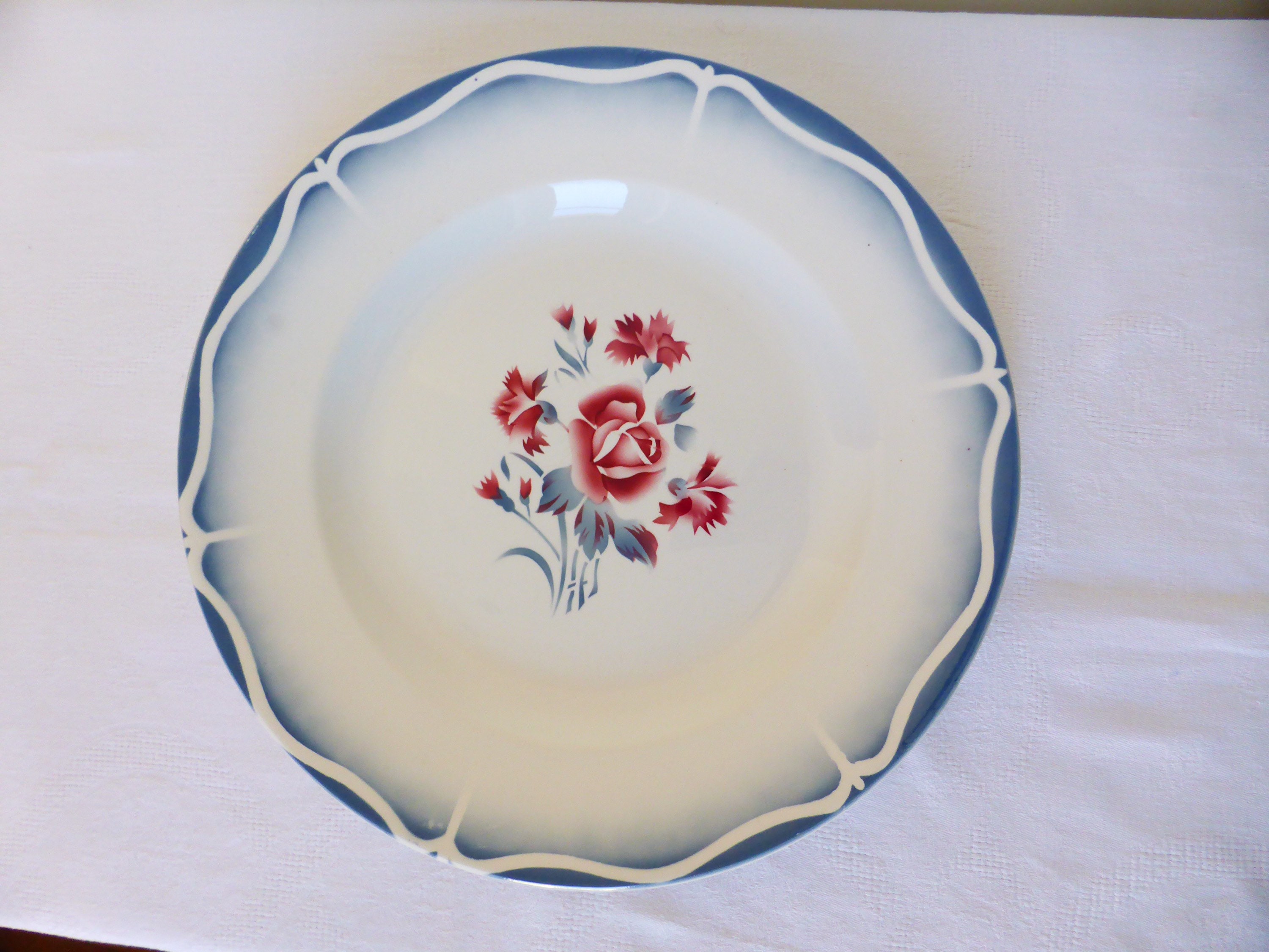 1 Plat Rond Vintage de Digoin Sarreguemines Modèle Nina Rosa en Porcelaine