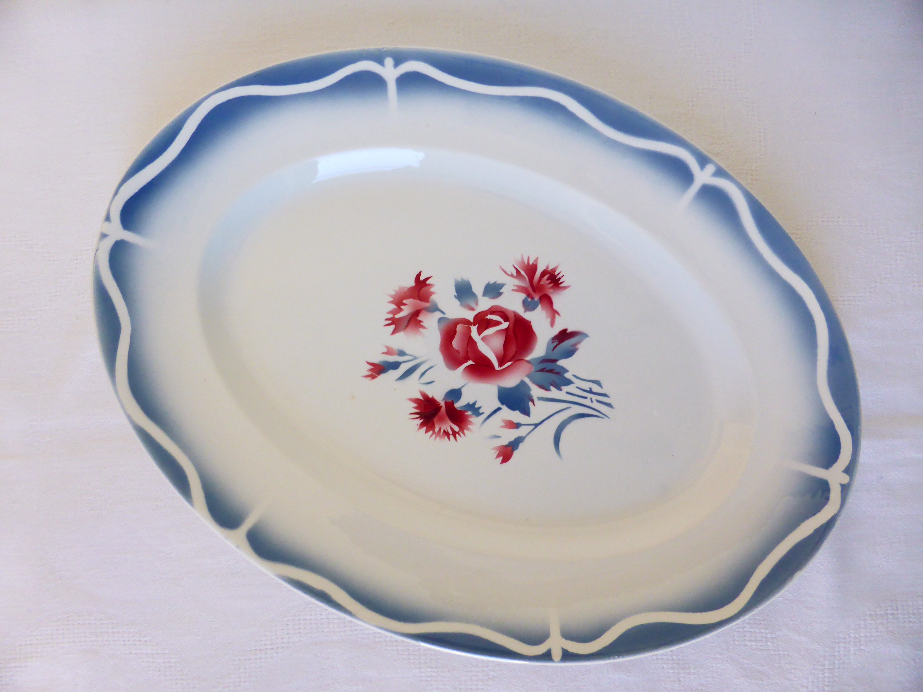 Plat de Service Oval Vintage Digoin Sarreguemines Modèle Nina Rosa en Porcelaine