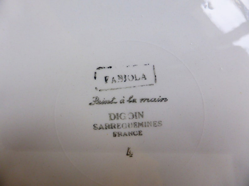 6 Digoin Sarreguemines vintage flat plates in porcelain model Fabiola