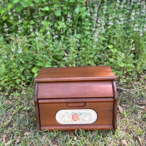 Geese Bread Box, Country Bread Box, Primitive Bread Box,wooden