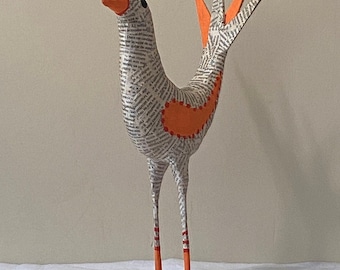 Oiseau haïtien en papier mâché