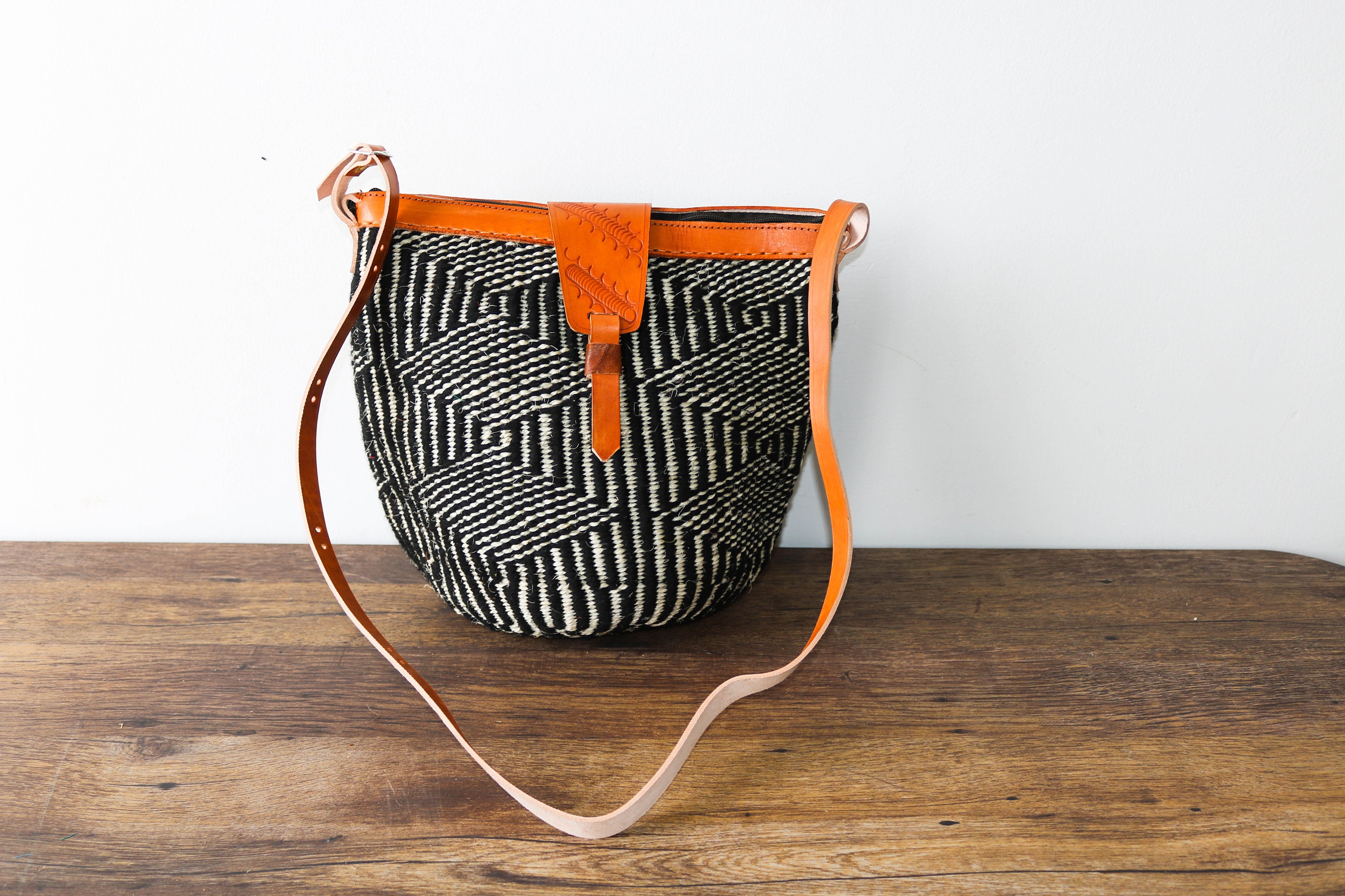 SALE Sisal Woven bag Crossbody bag Woven basket African | Etsy